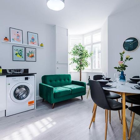 Beechwood Lodge Serviced Apartment Coventry Esterno foto